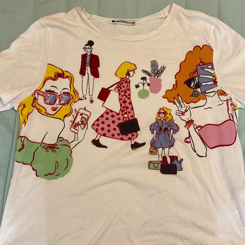 Brands are ( Bershka, Dkny, Zara, SHEIN) sizes are Xs and S